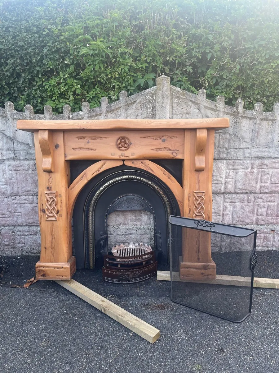 Fire place - Image 1