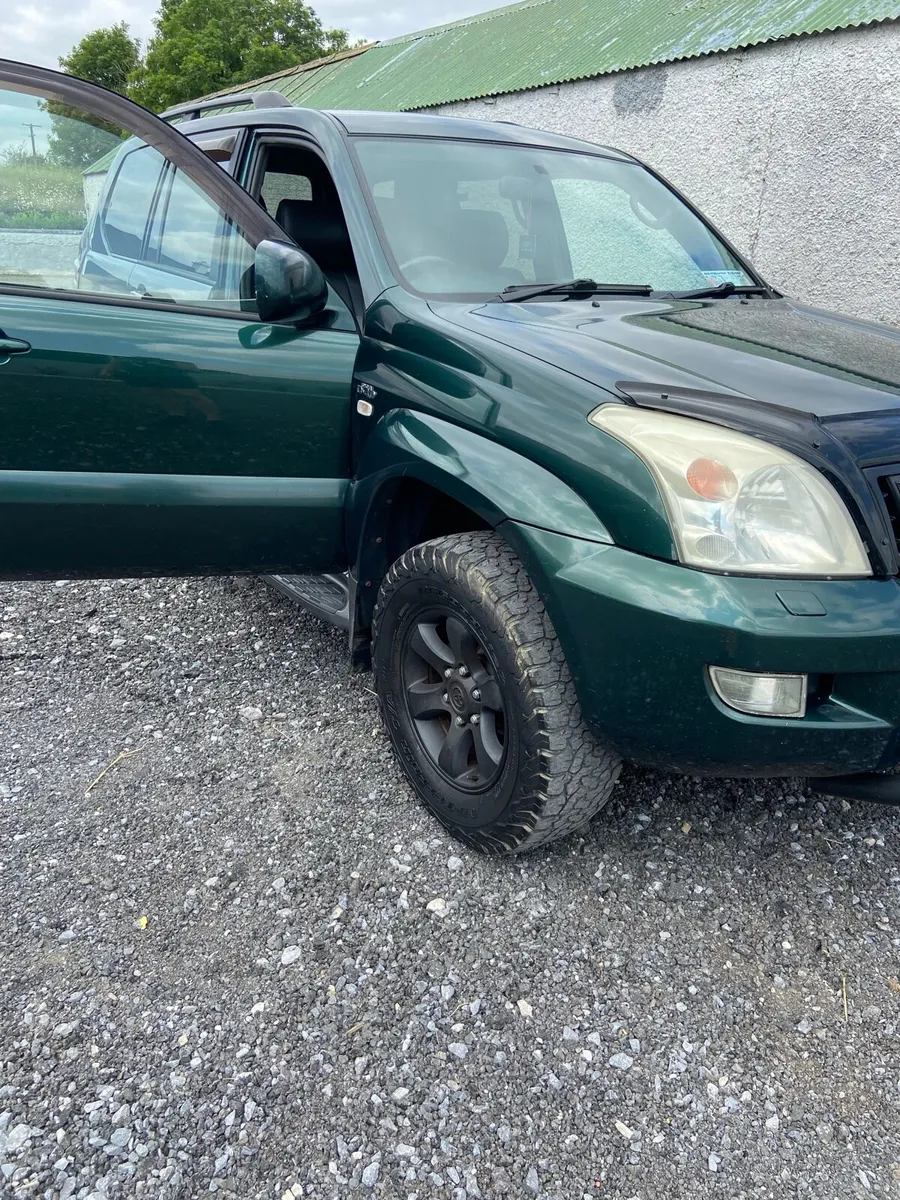 Toyota landcruiser - Image 2