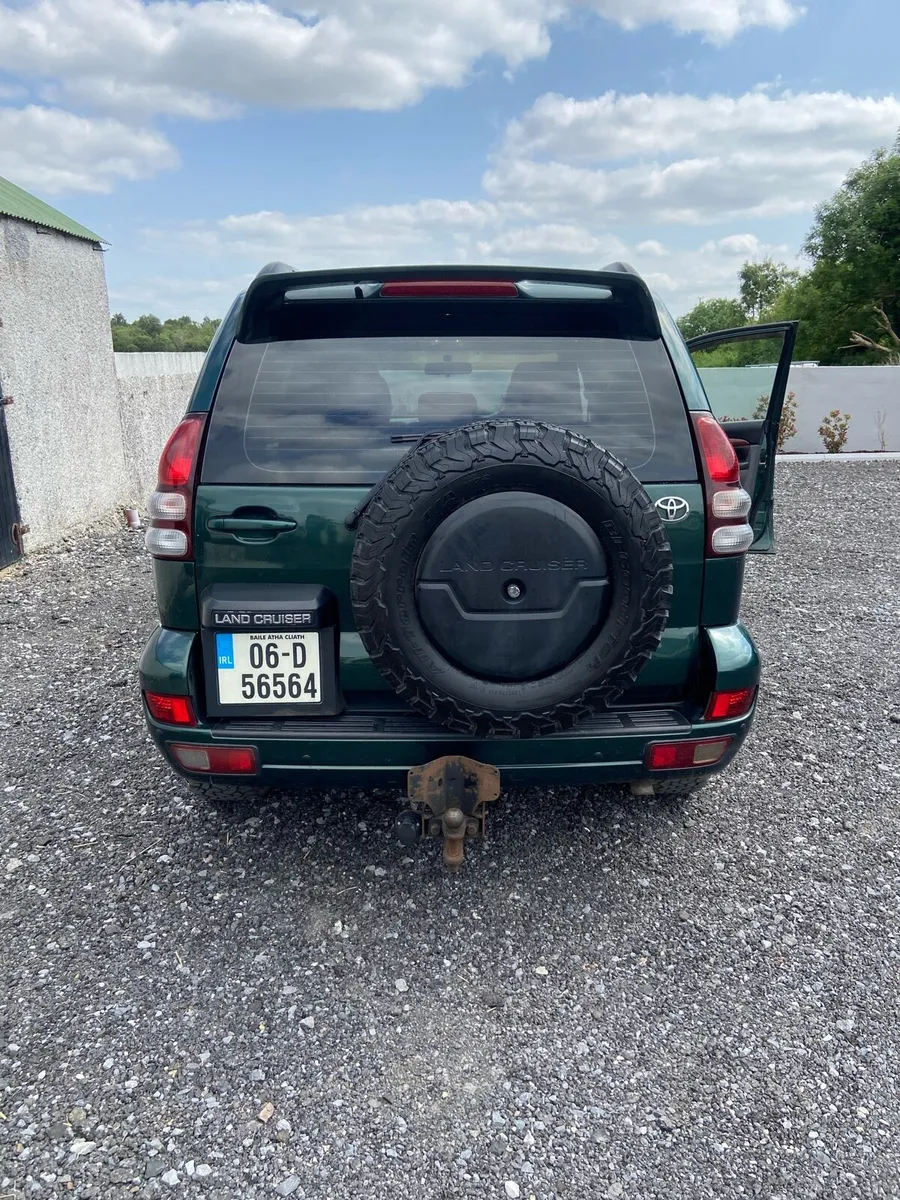 Toyota landcruiser - Image 3