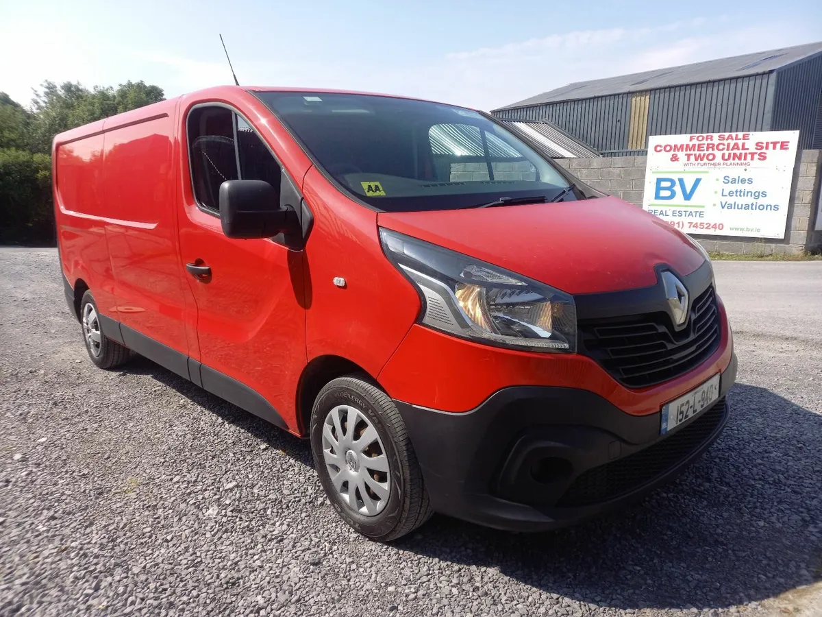 152 RENAUT TRAFIC LWB DOE 12/2025 PRICE 5950 EUR - Image 1