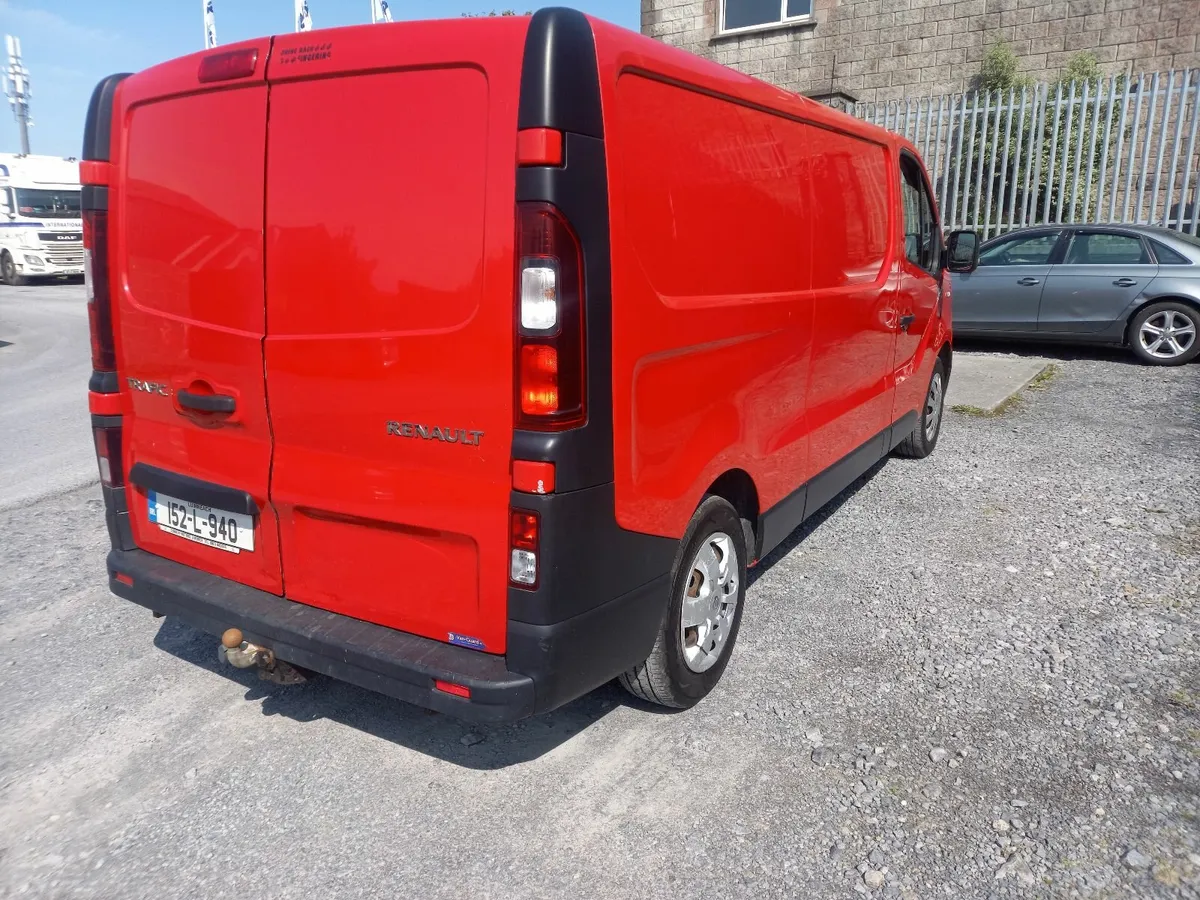 152 RENAUT TRAFIC LWB DOE 12/2025 PRICE 5950 EUR - Image 4