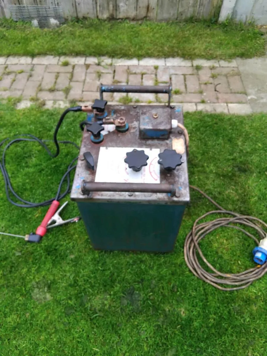 Oil cooled Welder - Image 1