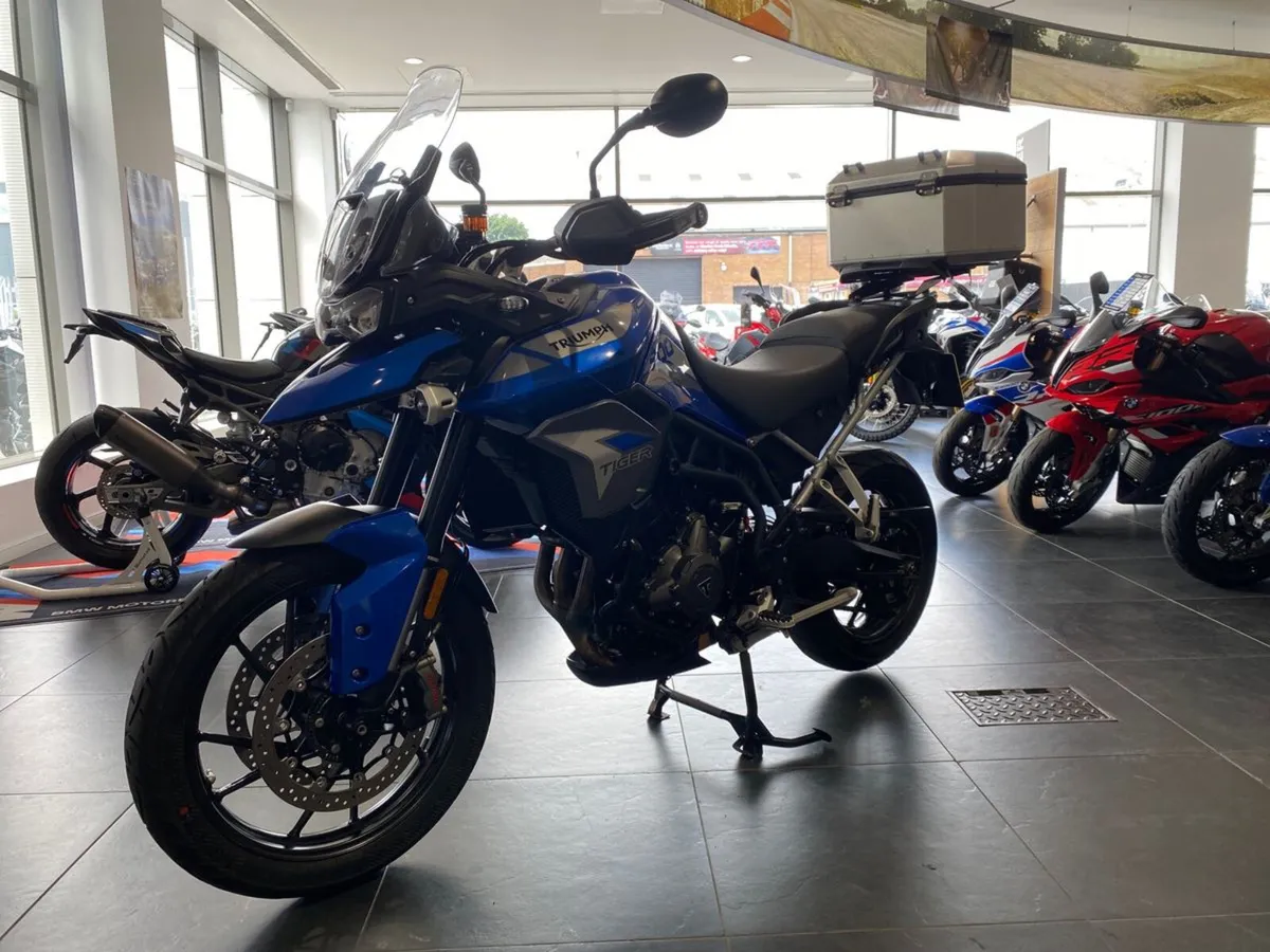 2023 Triumph Tiger 900 GT Pro with Top Box-NI Reg! - Image 4