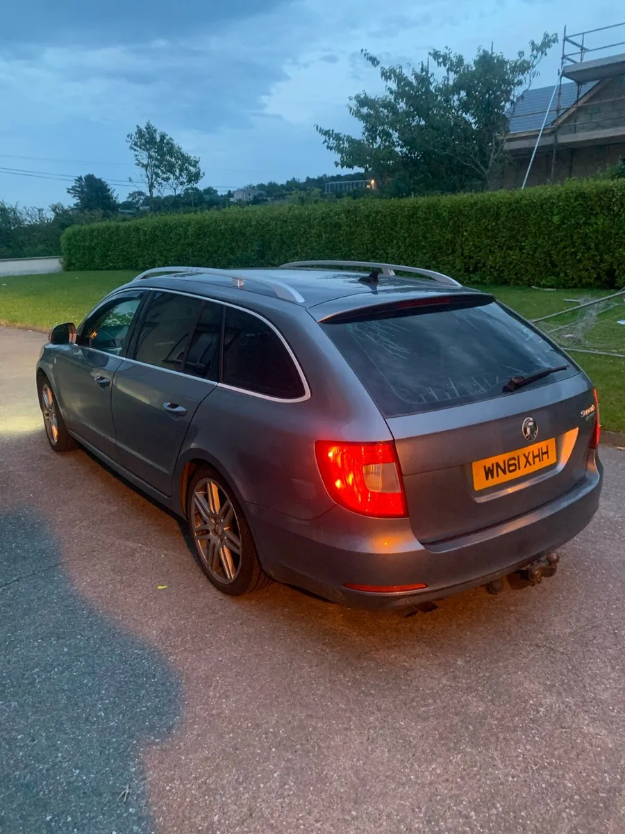 Skoda superb - Image 4