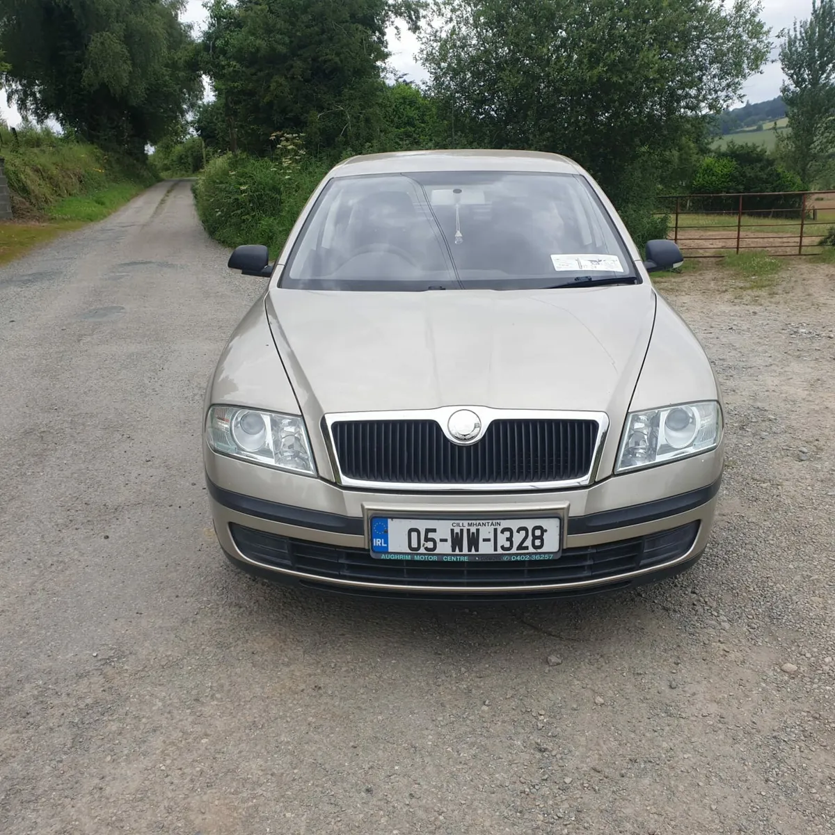 Skoda Octavia 1.4 - Image 1