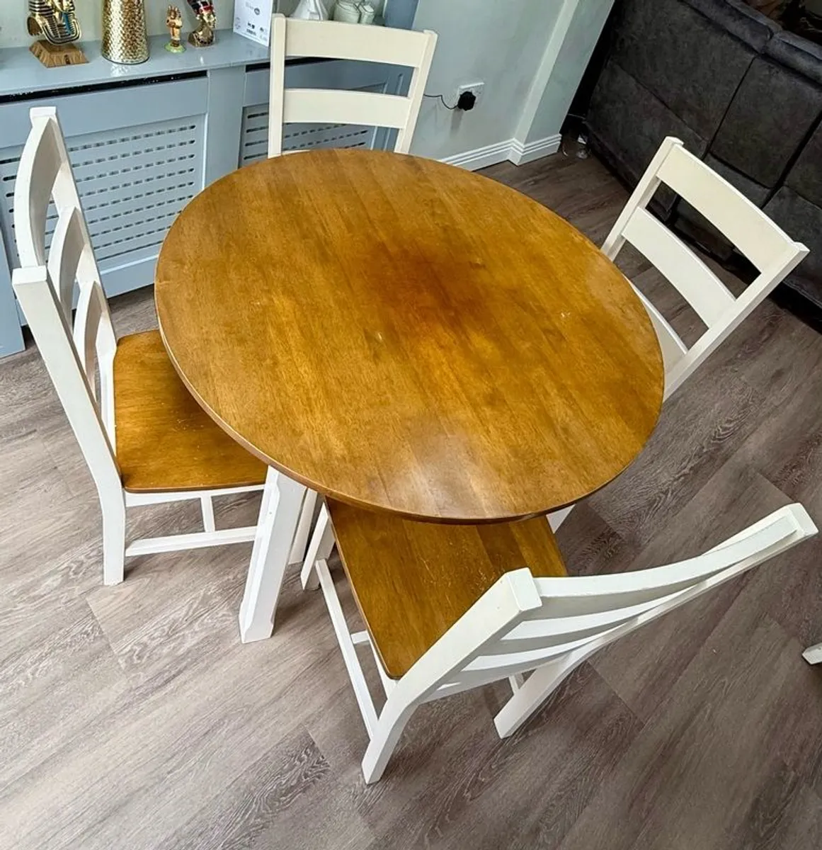 Kitchen Table and Chairs - Image 1