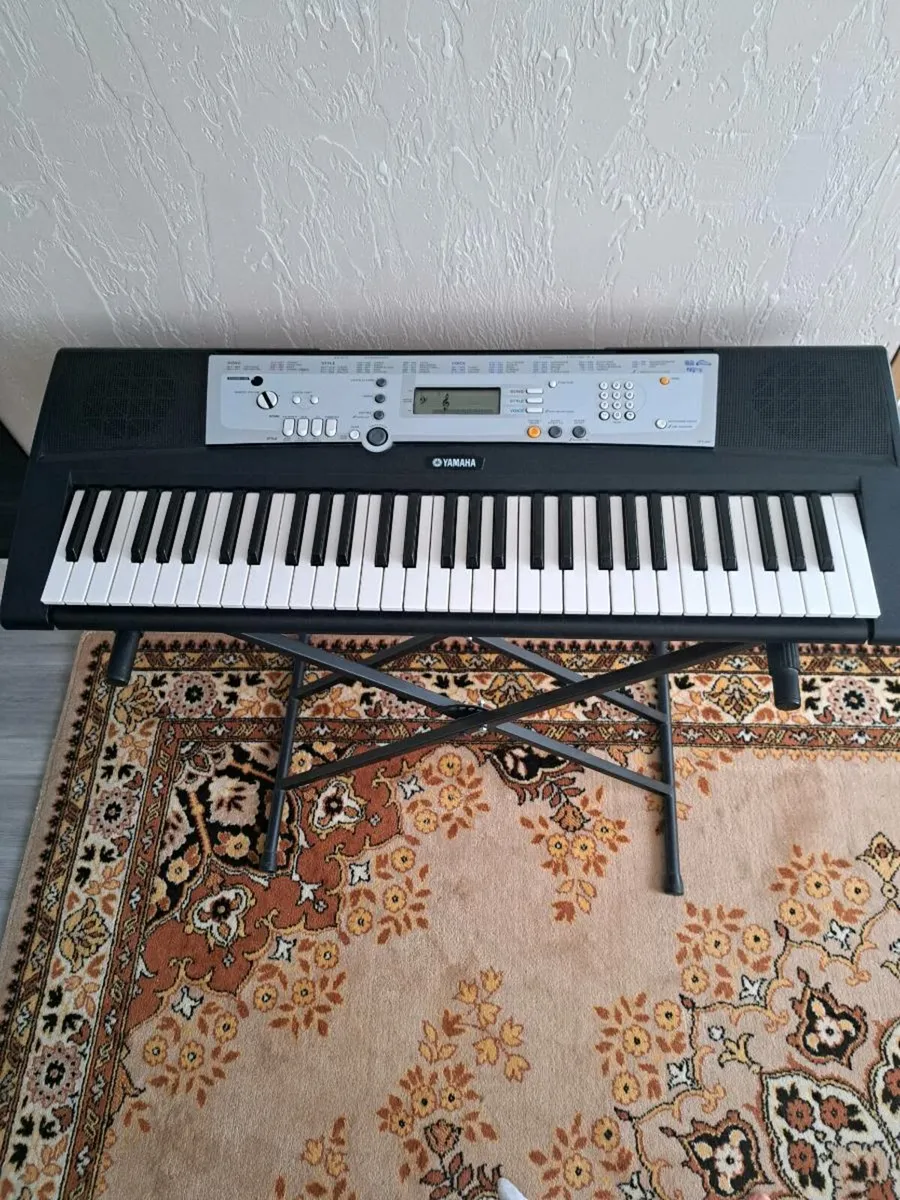 Yamaha piano - Image 2