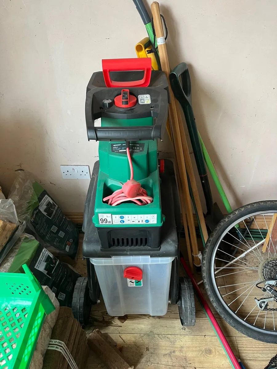 Qualcast Garden shredder - Image 1
