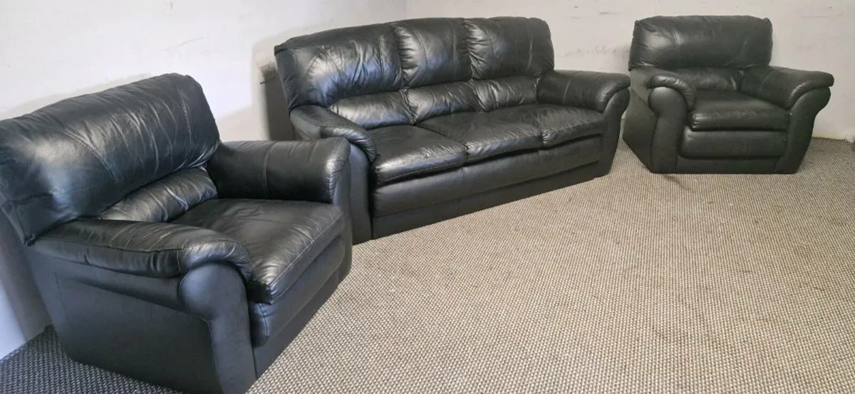 Sofas - Image 4