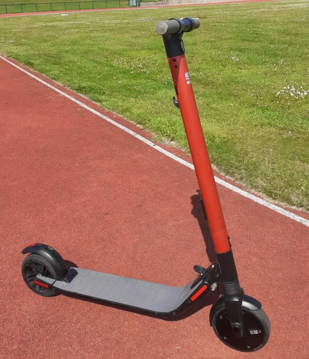 Ninebot-Segway "E-Scooter" - Image 3