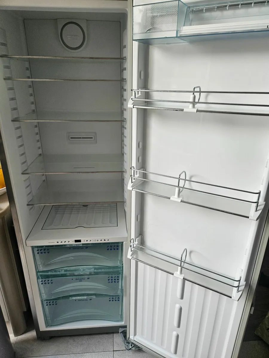 Liebherr stainless steel larder fridge - Image 3