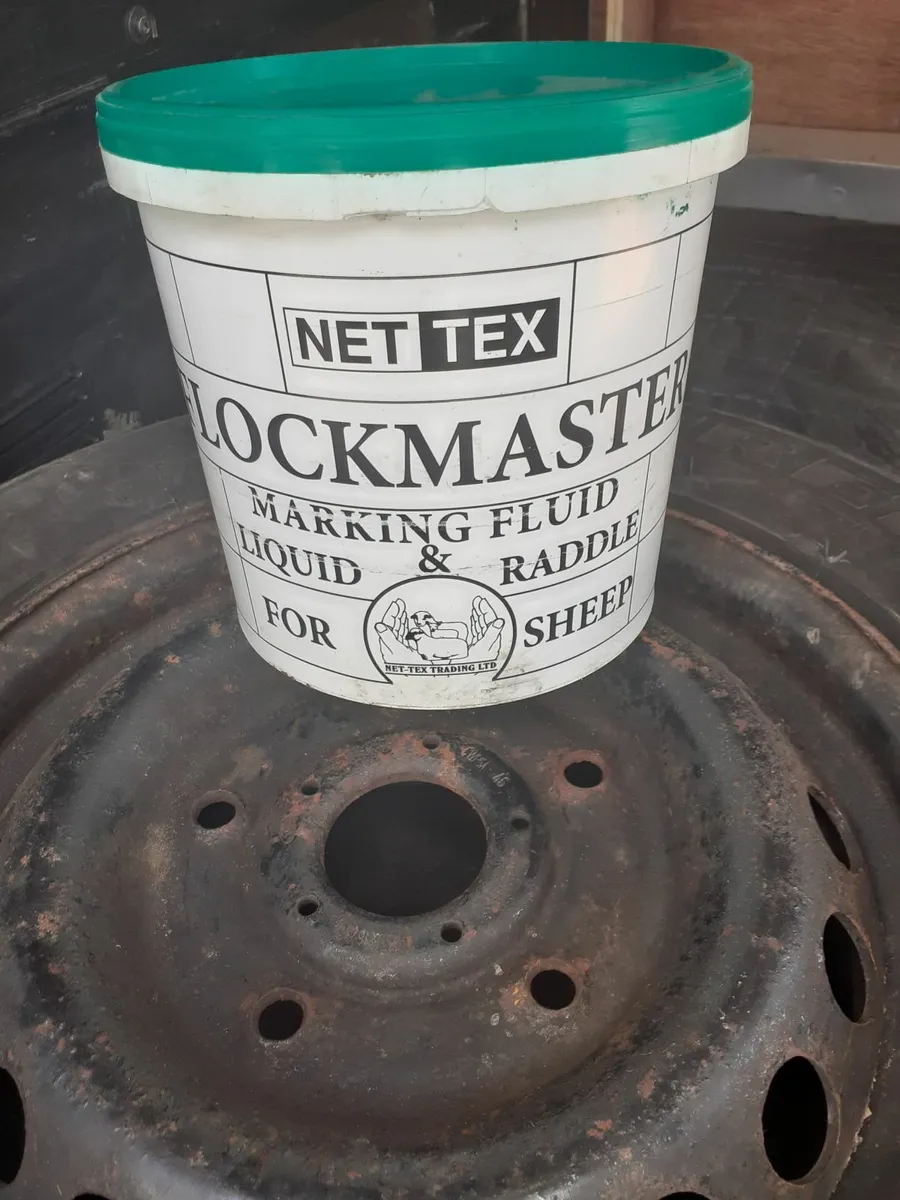 Green marking fluid