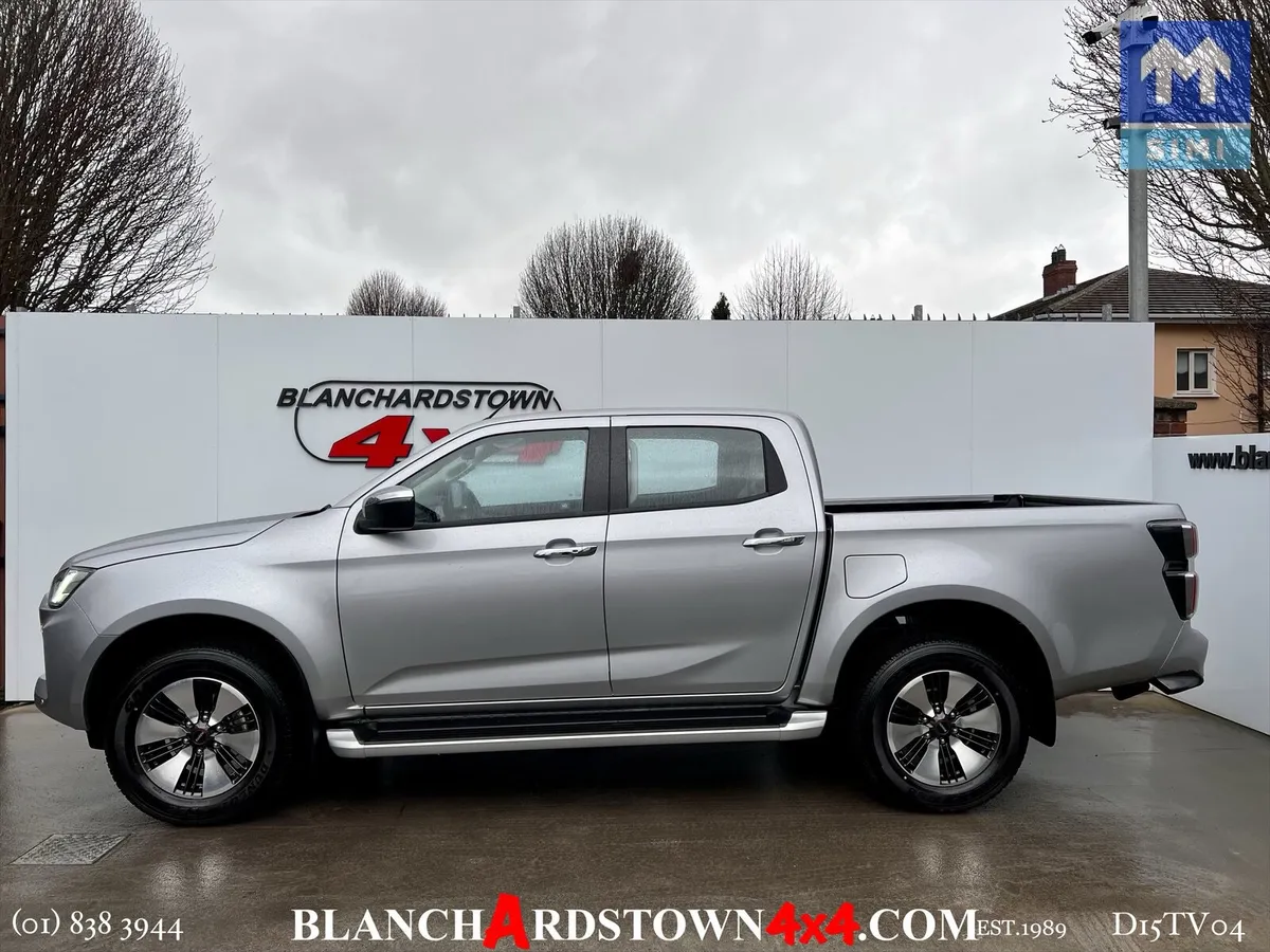 ISUZU DMAX EDITION ONE 4x4 AUTOMATIC VATQ - Image 3
