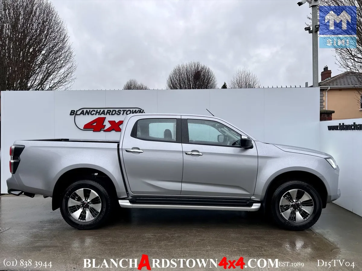 ISUZU DMAX EDITION ONE 4x4 AUTOMATIC VATQ - Image 4