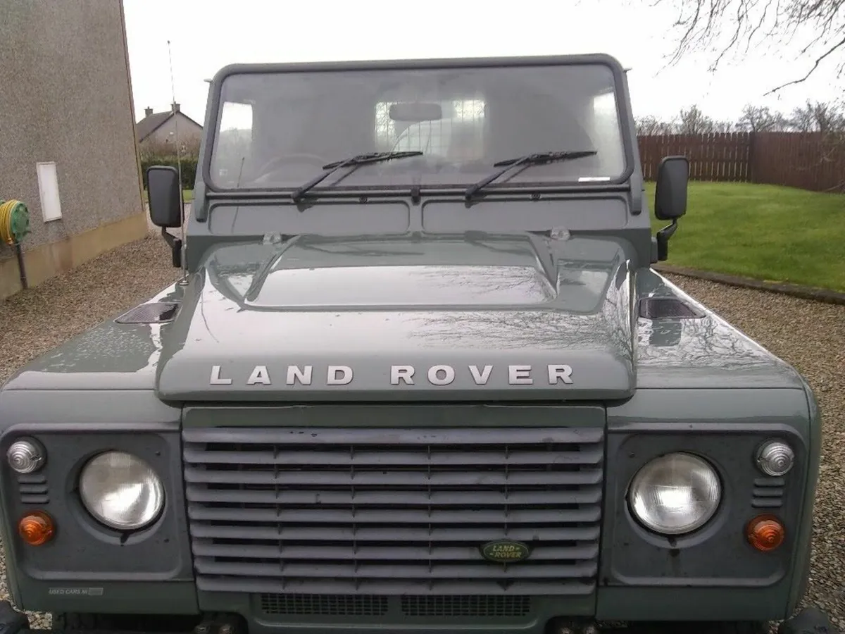Land Rover Defender 2007 - Image 3