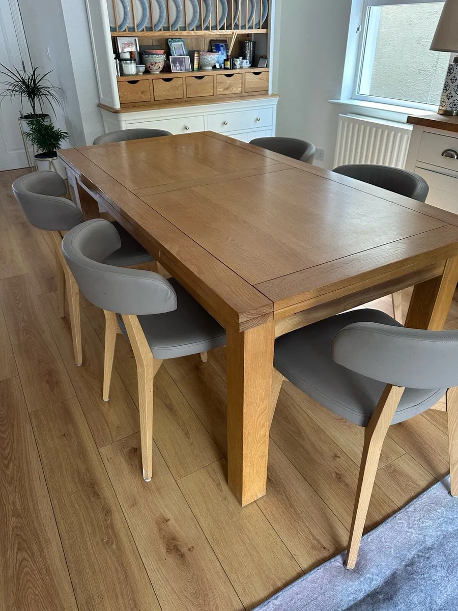 Hamilton Dining Table - Image 1