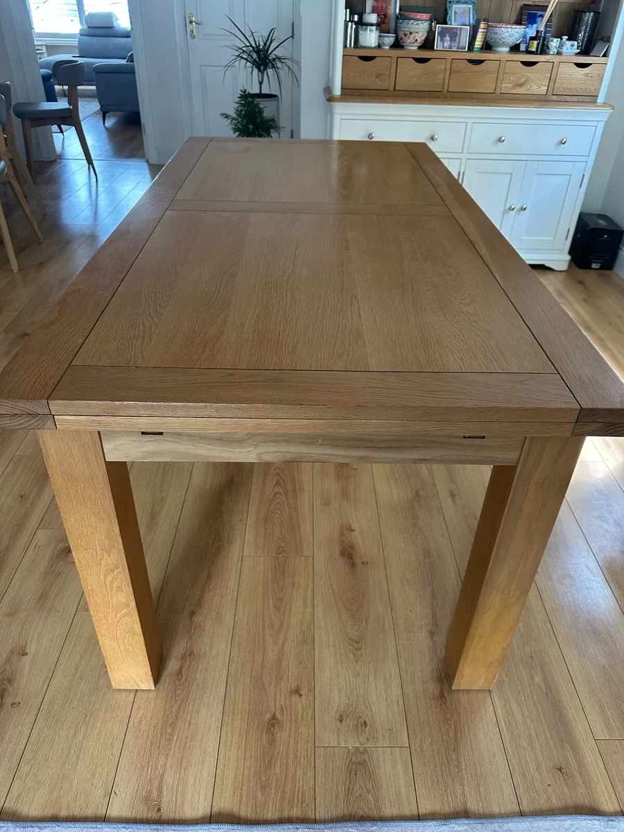 Hamilton Dining Table - Image 2