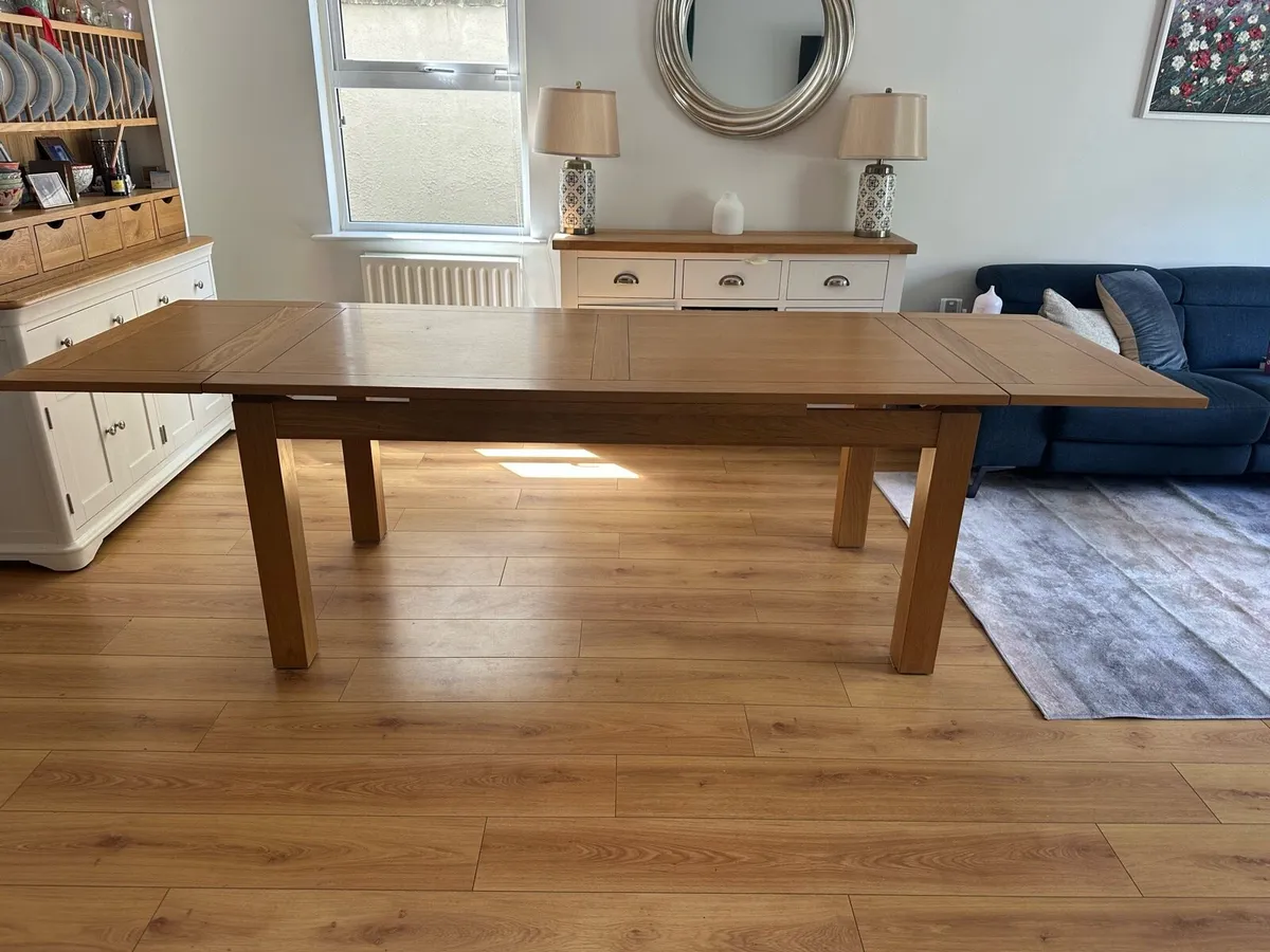 Hamilton Dining Table - Image 4
