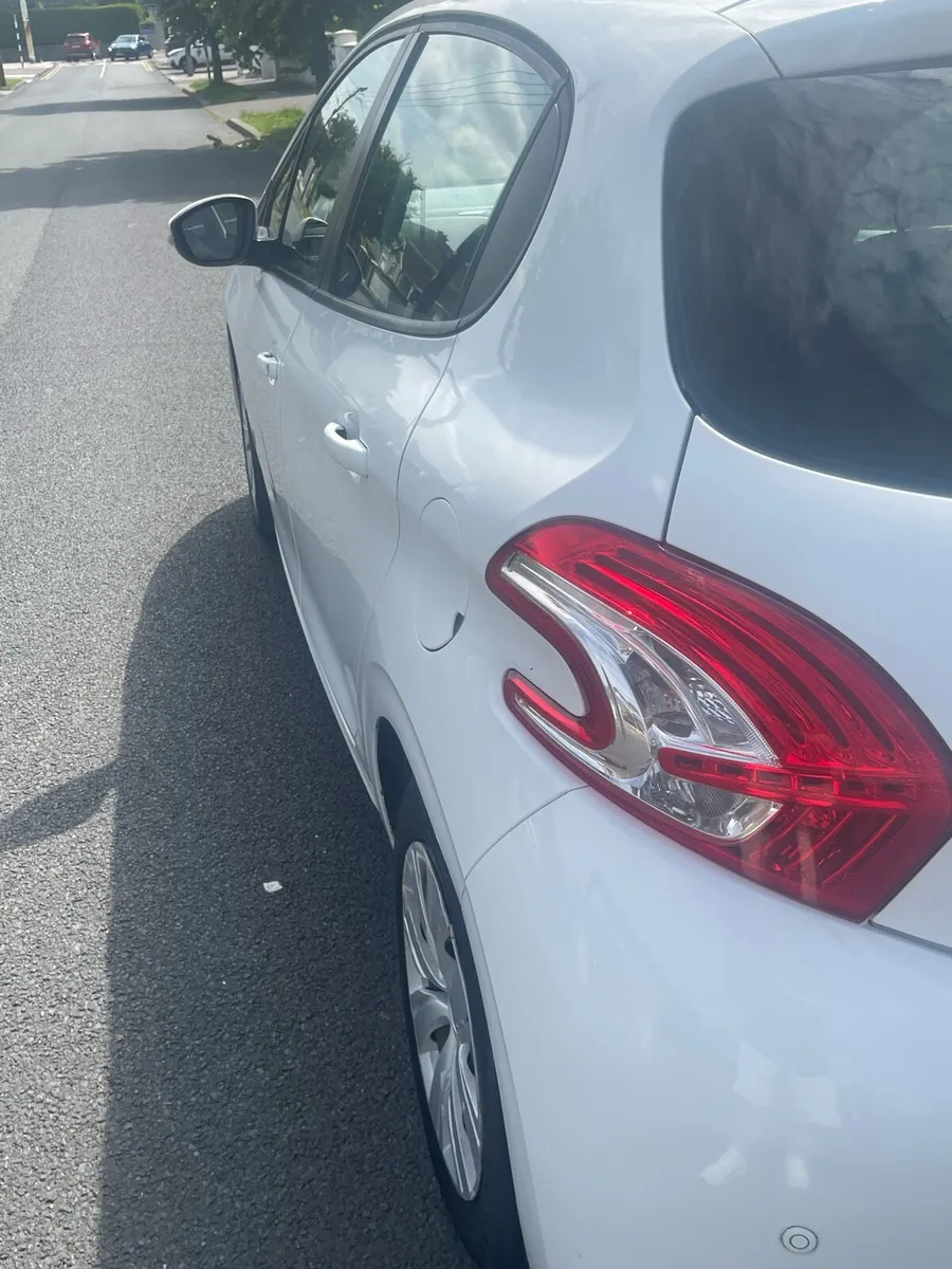 Peugeot 208 Quick Sale - Image 4
