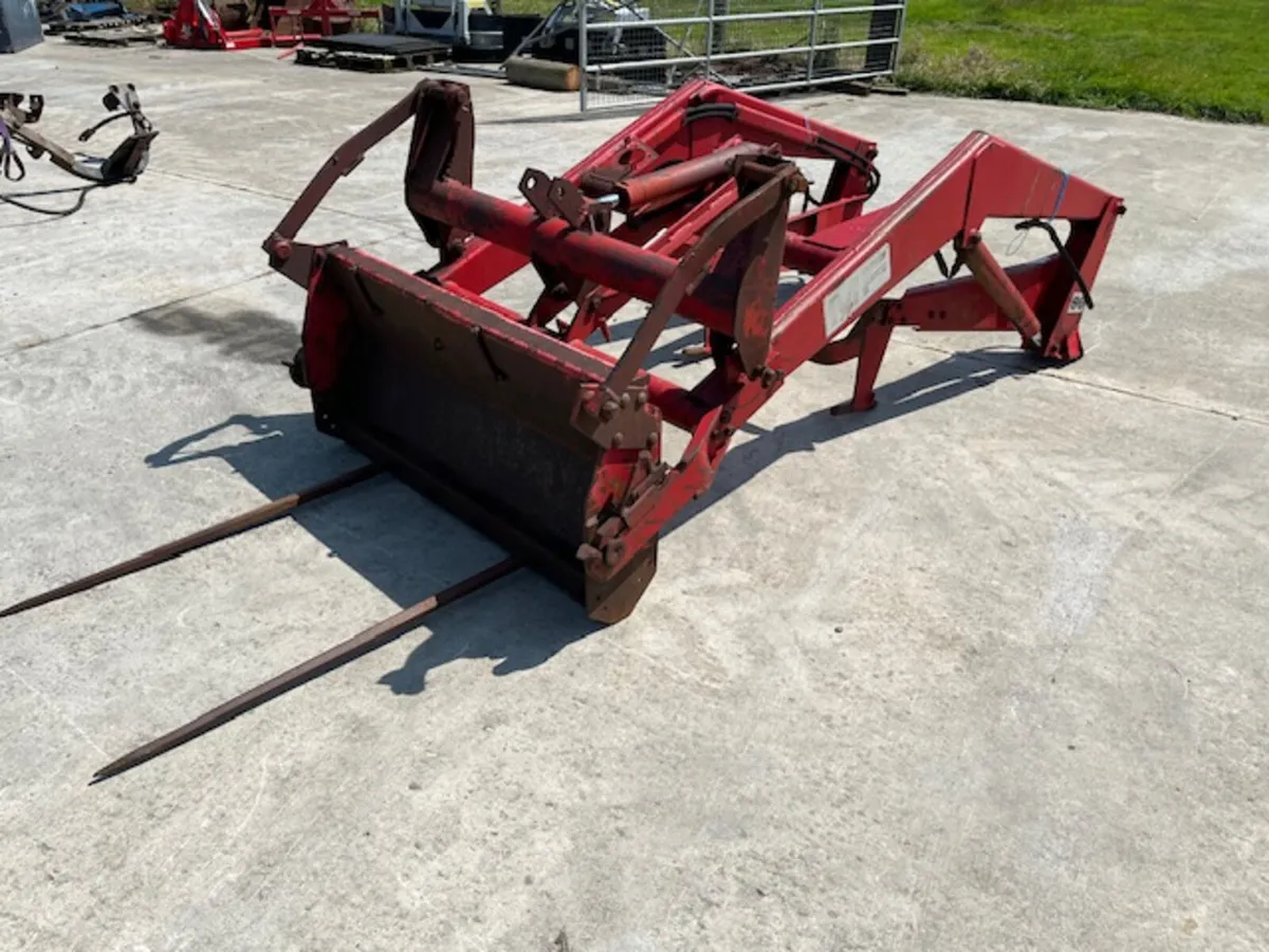 MF 80 Power Loader - Image 2