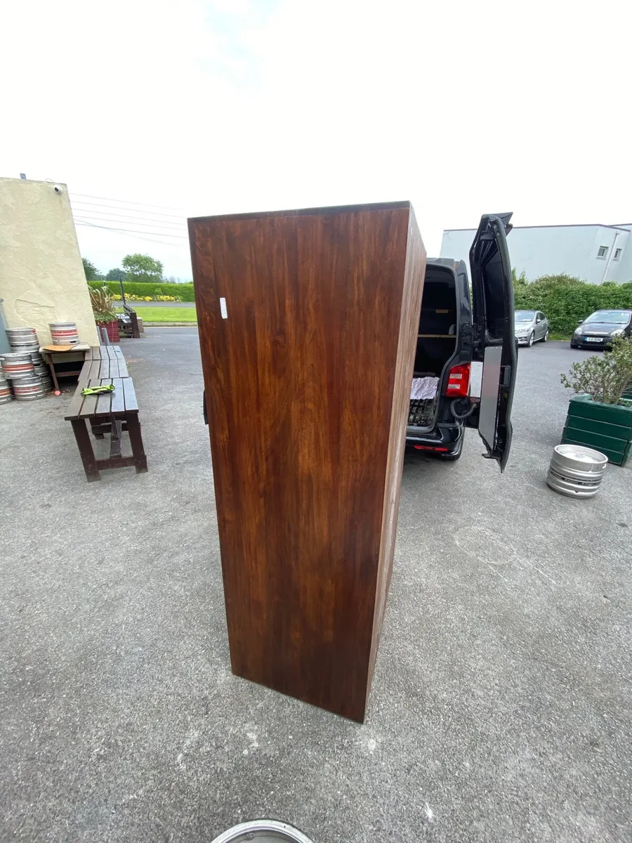 Bespoke wardrobe and set of drawers - Image 3
