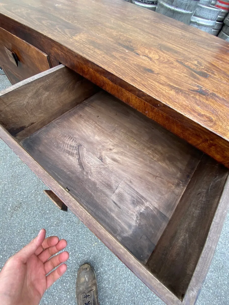 Bespoke wardrobe and set of drawers - Image 4
