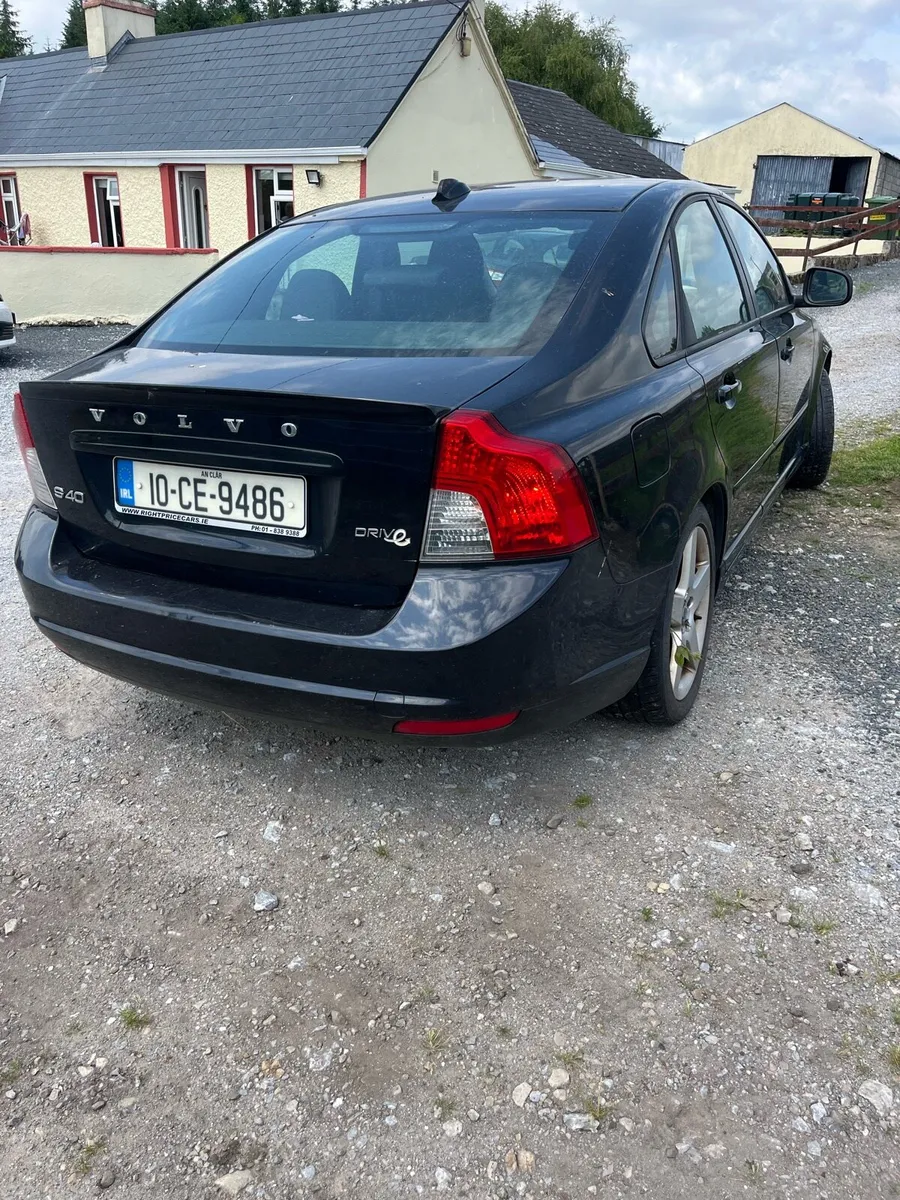 Volvo S40 - Image 3