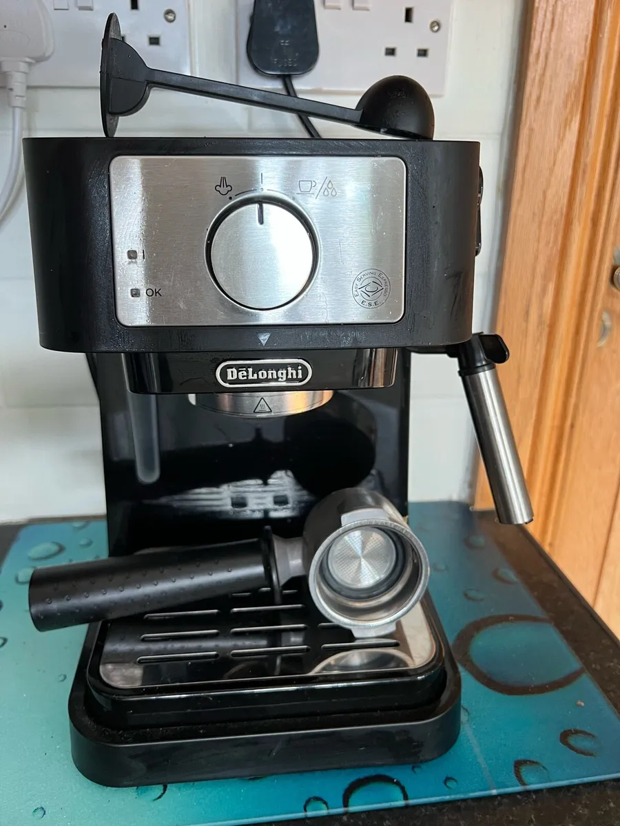 DELONGHI,BARISTA ESPRESSO & CAPPUCCINO MAKER - Image 4