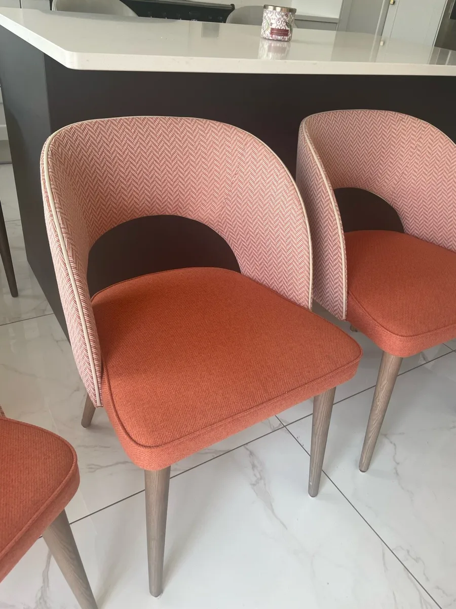 4 kitchen chairs - Image 2