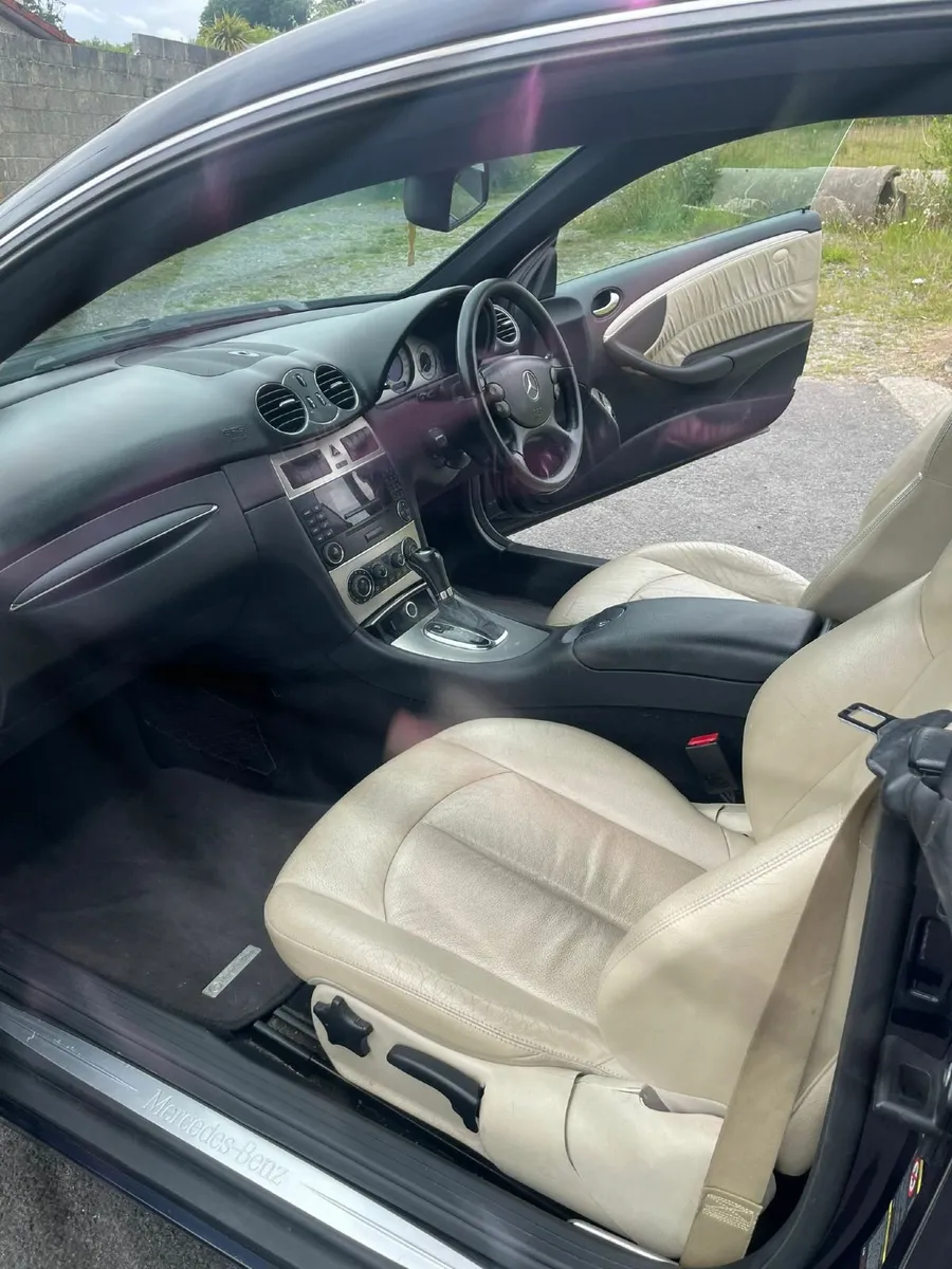 Mercedes-Benz CLK 2008 - Image 1
