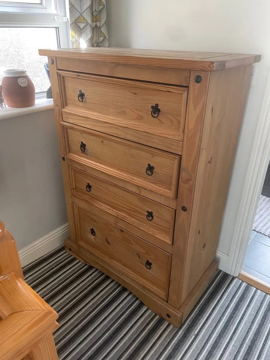 Chest of drawers for sale - Image 1