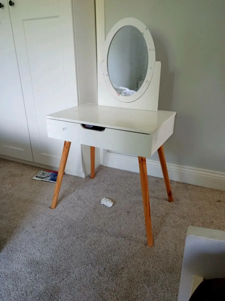 vanity dressing table - Image 2