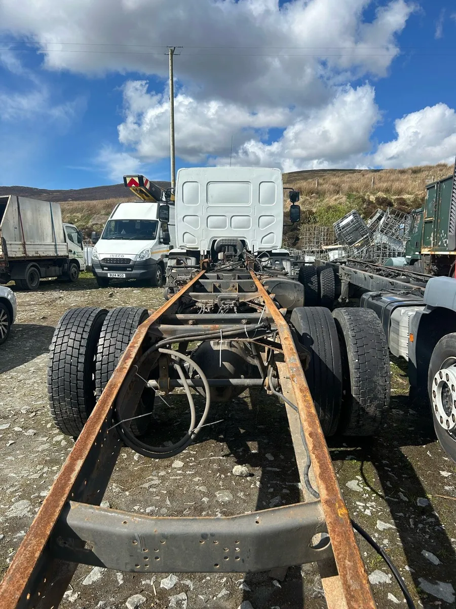 Renault truck - Image 4