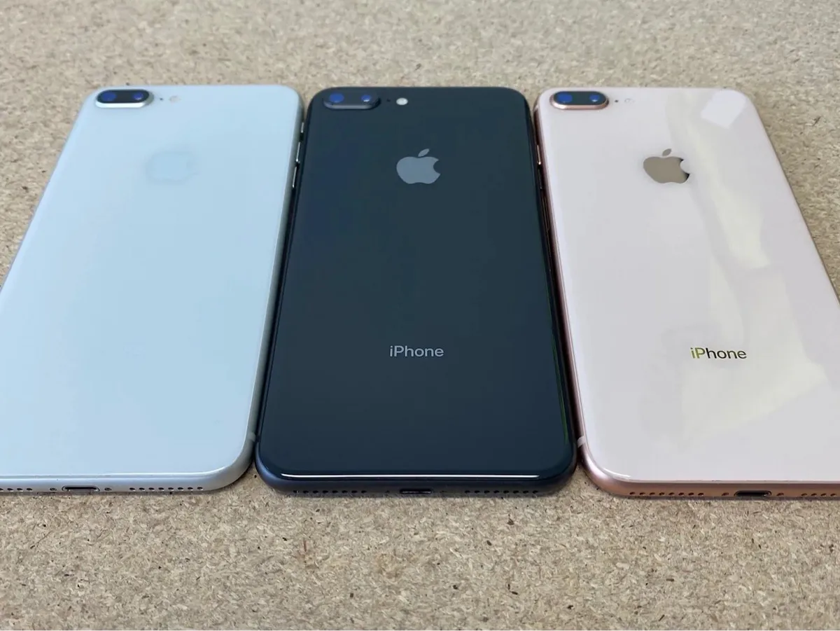 iPhone 8 Plus - Image 2