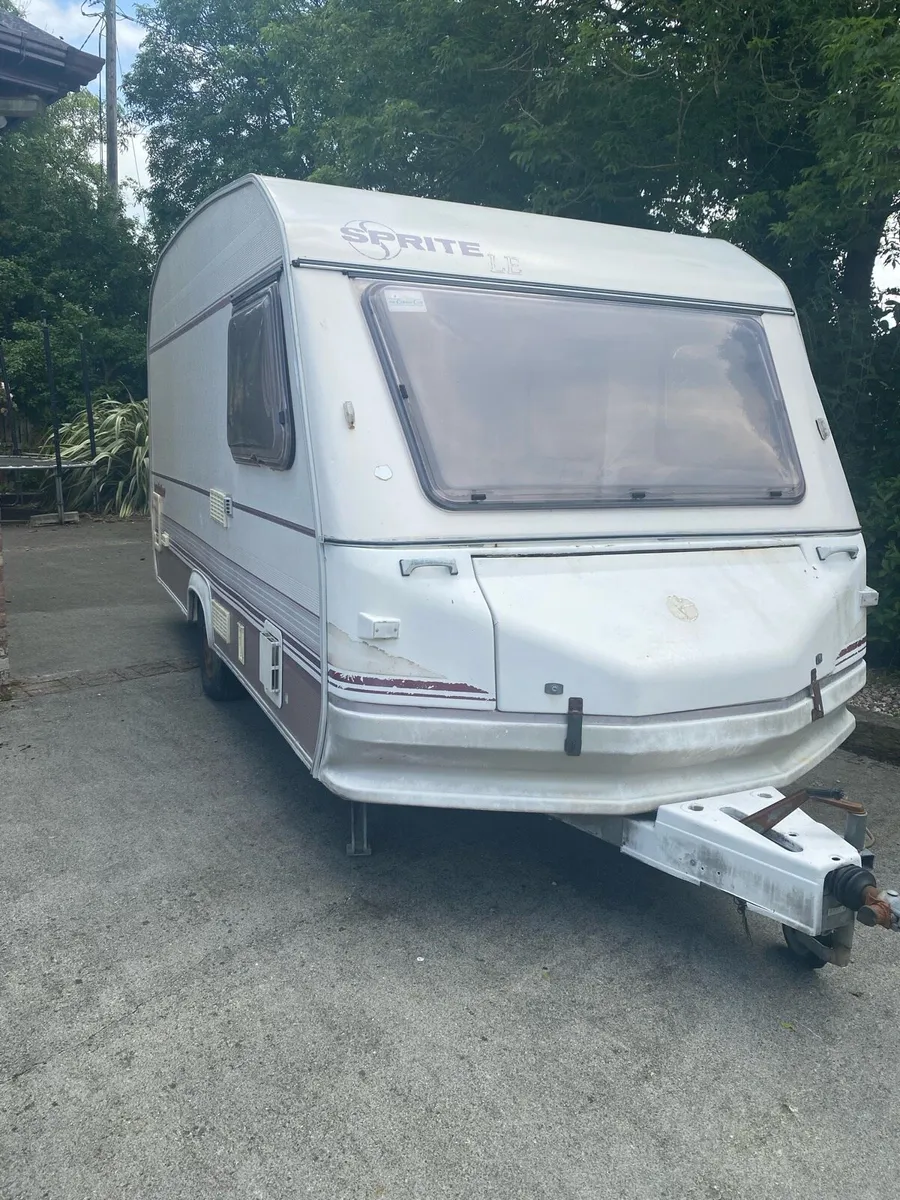 Caravan - Image 1