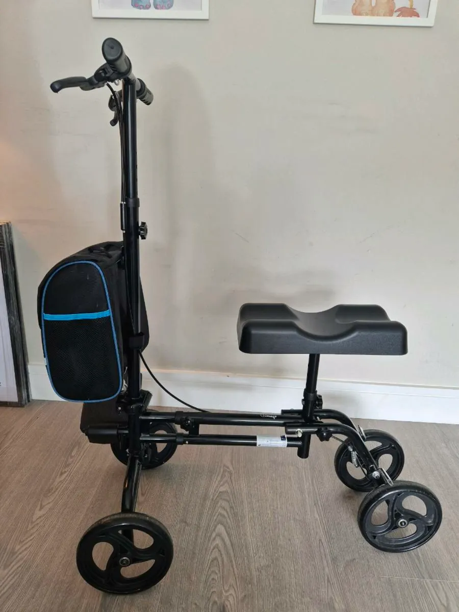Mobility scooter - Image 1
