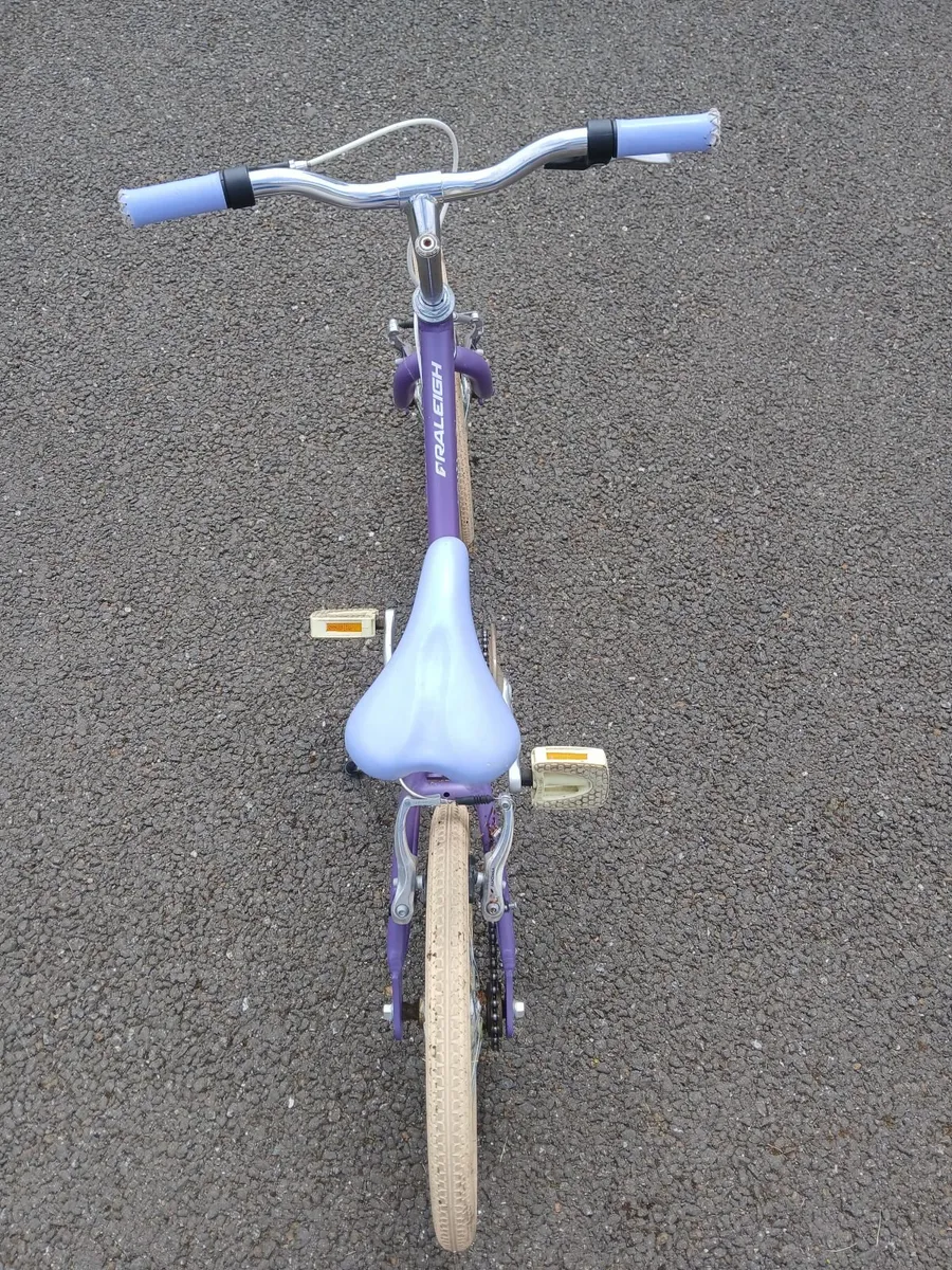 Girls bike - Image 3