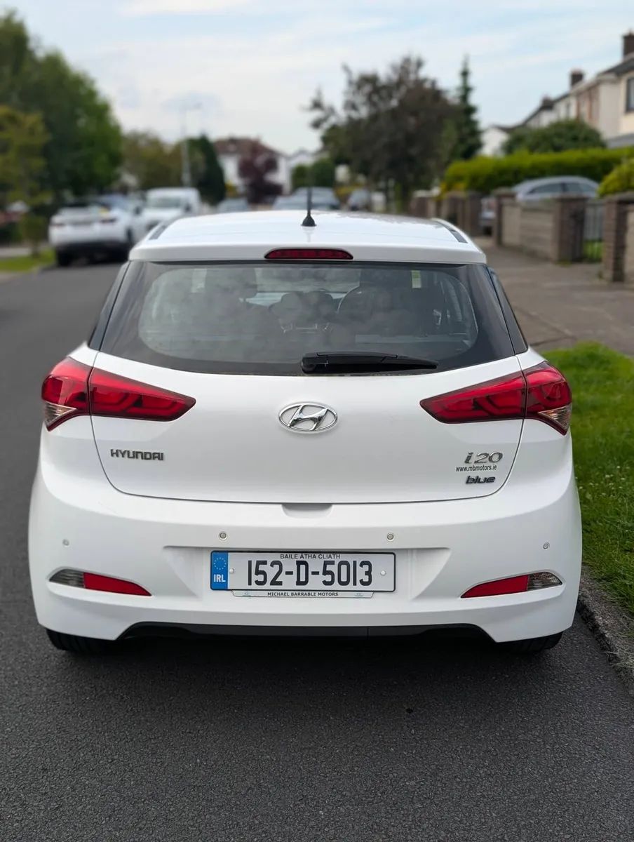 Hyundai i20 2015 - Image 2