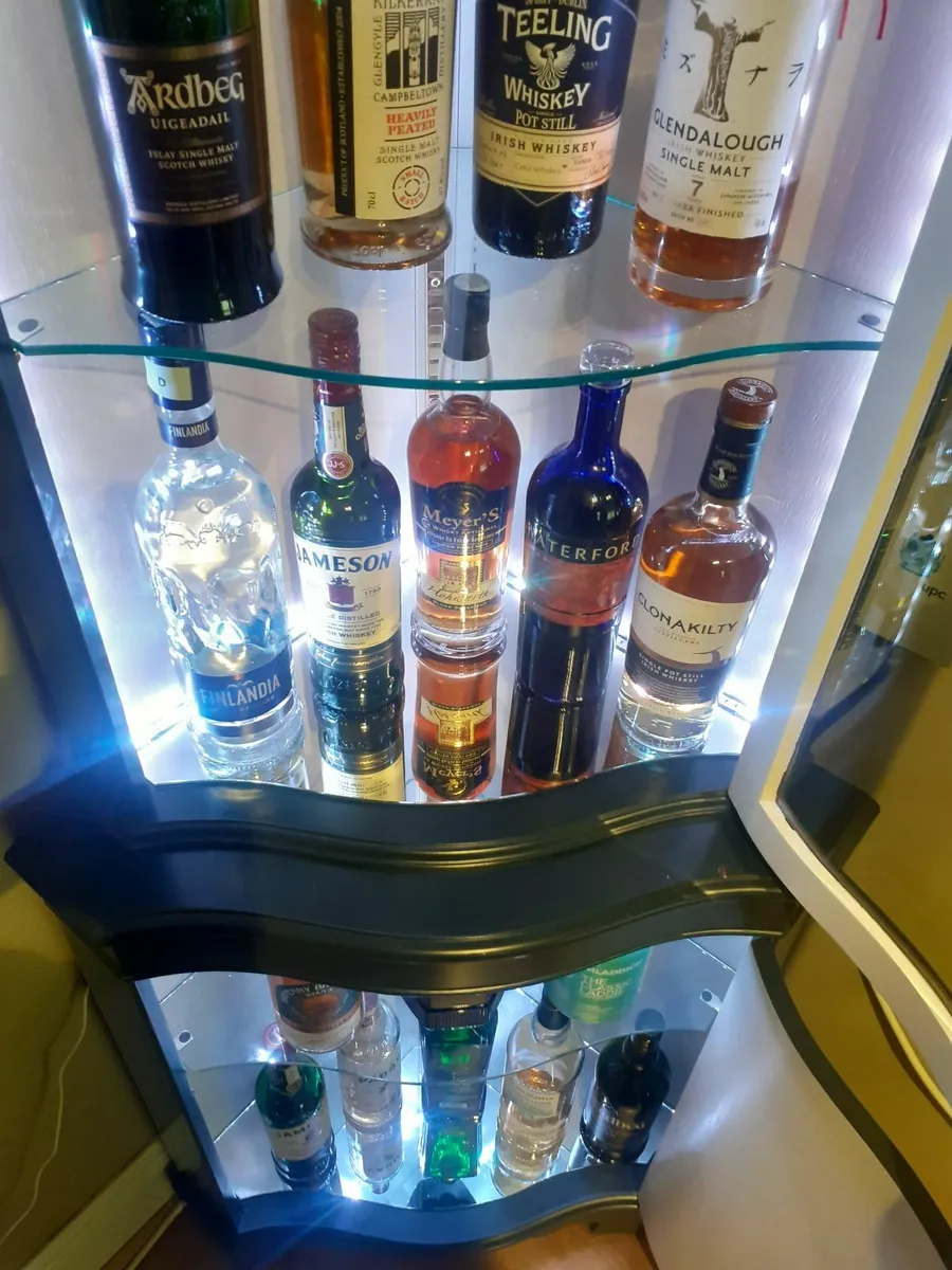 Drinks cabinet - Image 2