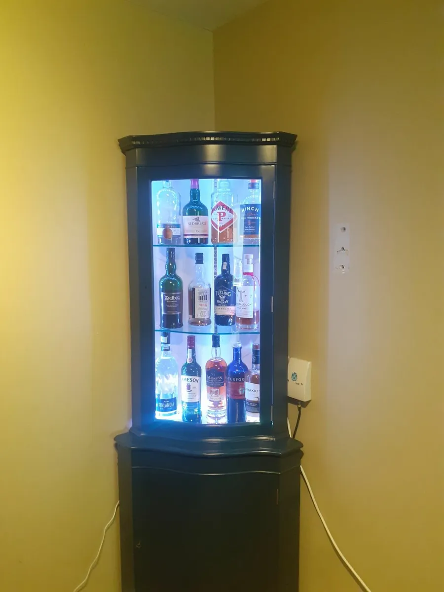 Drinks cabinet - Image 4