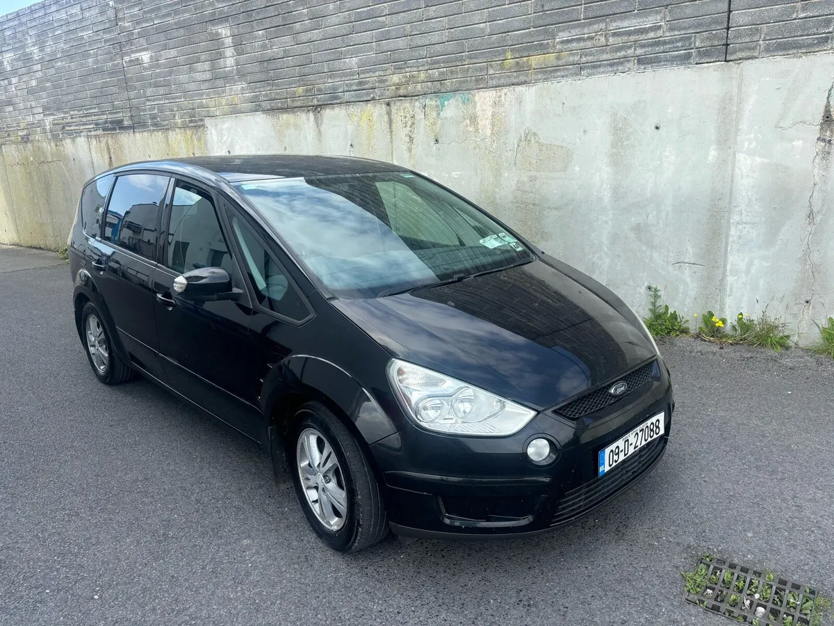 09 SMAX NCT 2/26 7 SEATS - Image 2