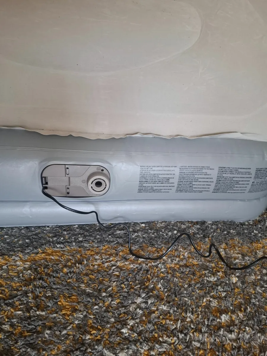 Air bed - Image 4