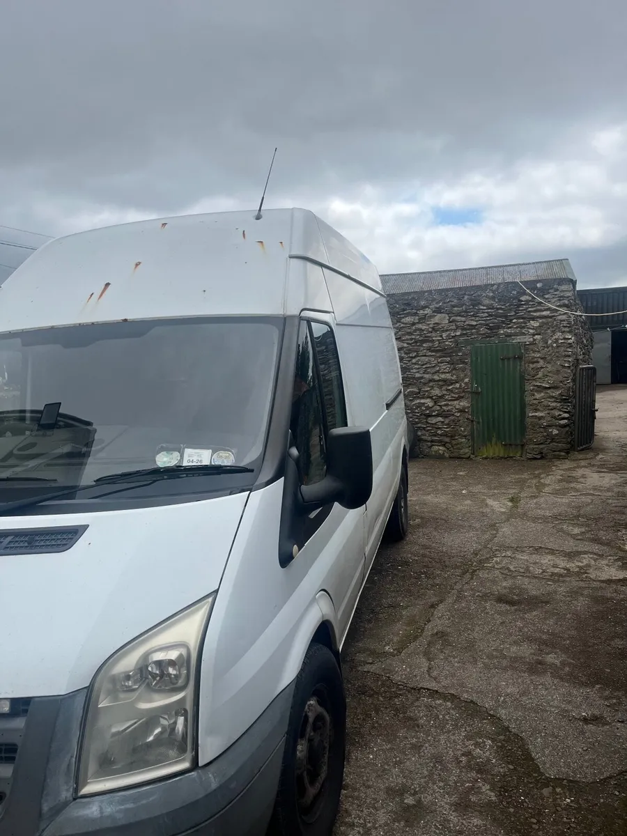 Ford Transit 2010 - Image 2
