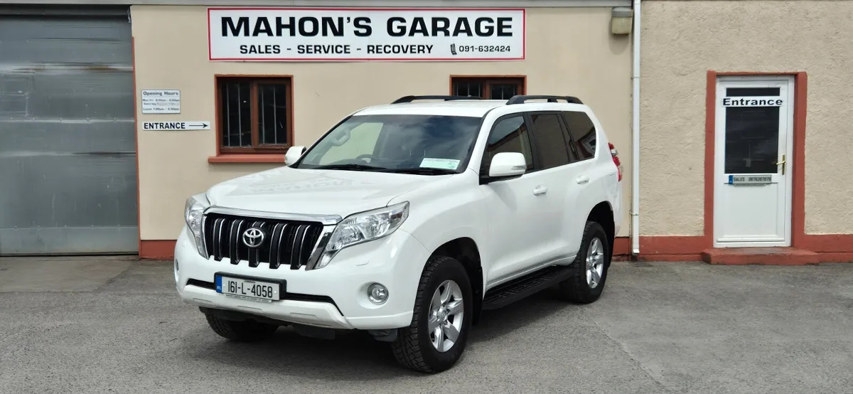 Toyota Land Cruiser 2016 Lwb Commerical Automatic - Image 1