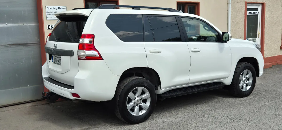 Toyota Land Cruiser 2016 Lwb Commerical Automatic - Image 4