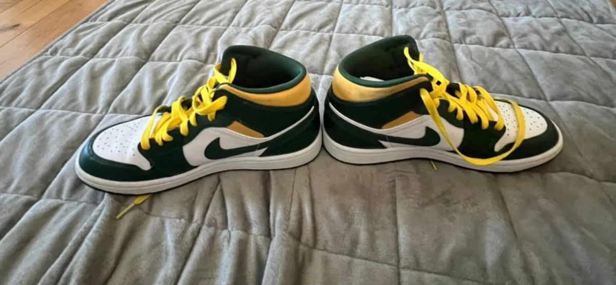 Jordan runners - Image 1