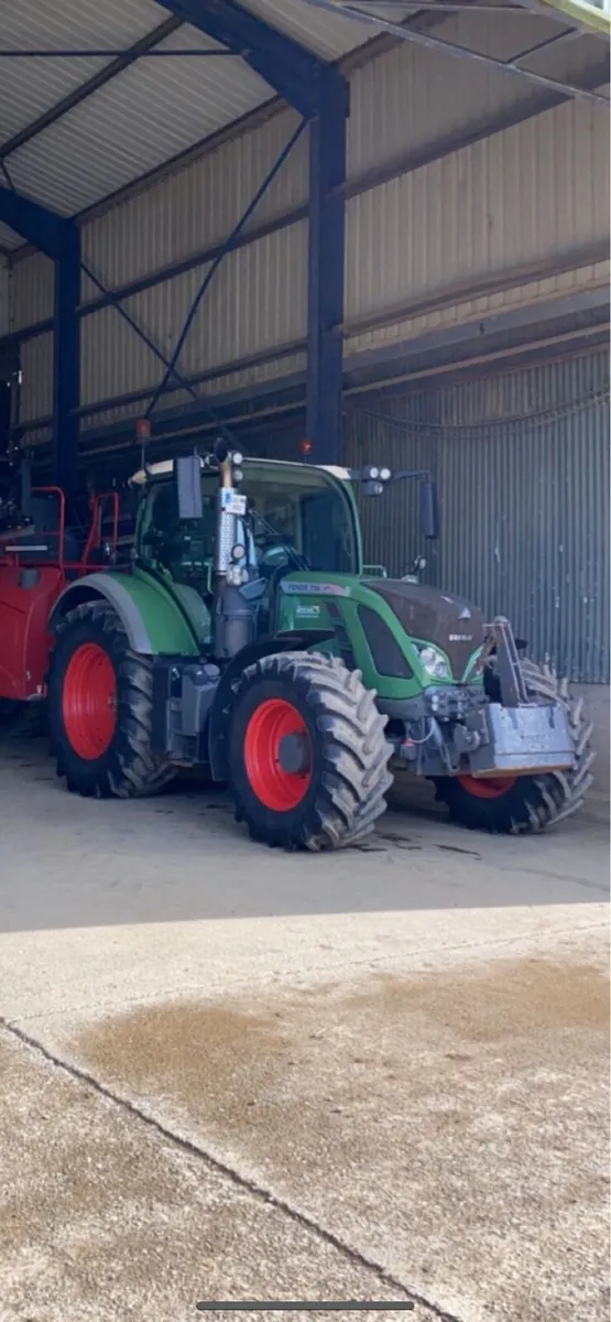 Fendt 716 - Image 1