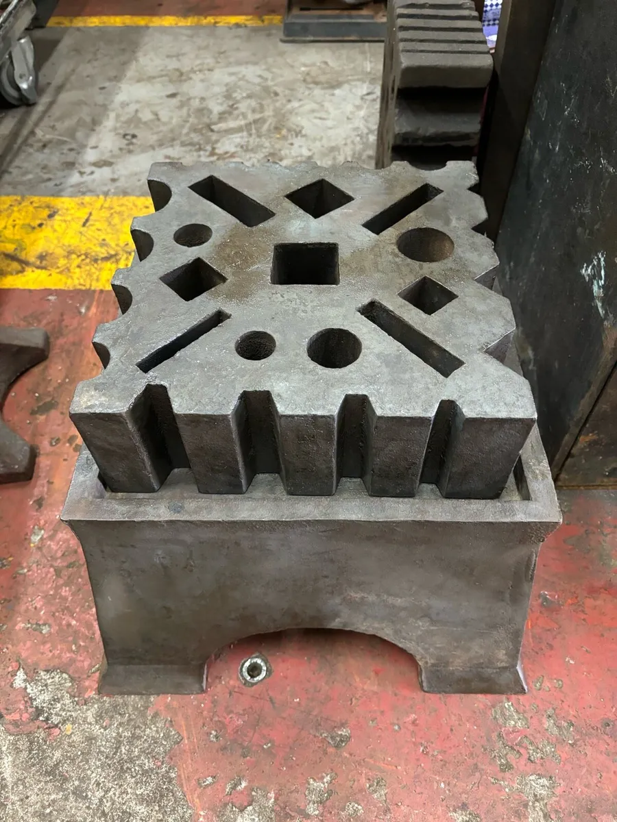 Never used Brooks swage block 12” Tooling - Image 2