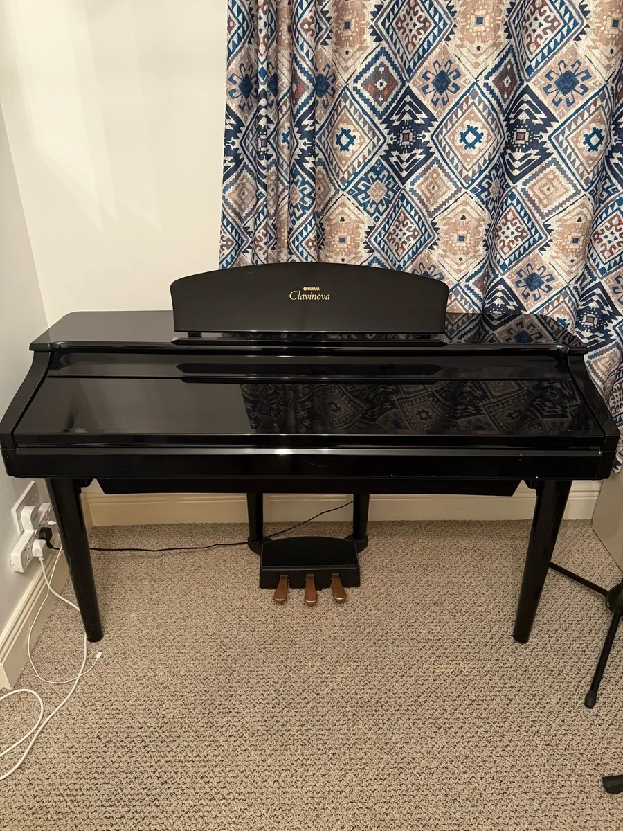 Yamaha CVP-109 Digital Piano - Image 2