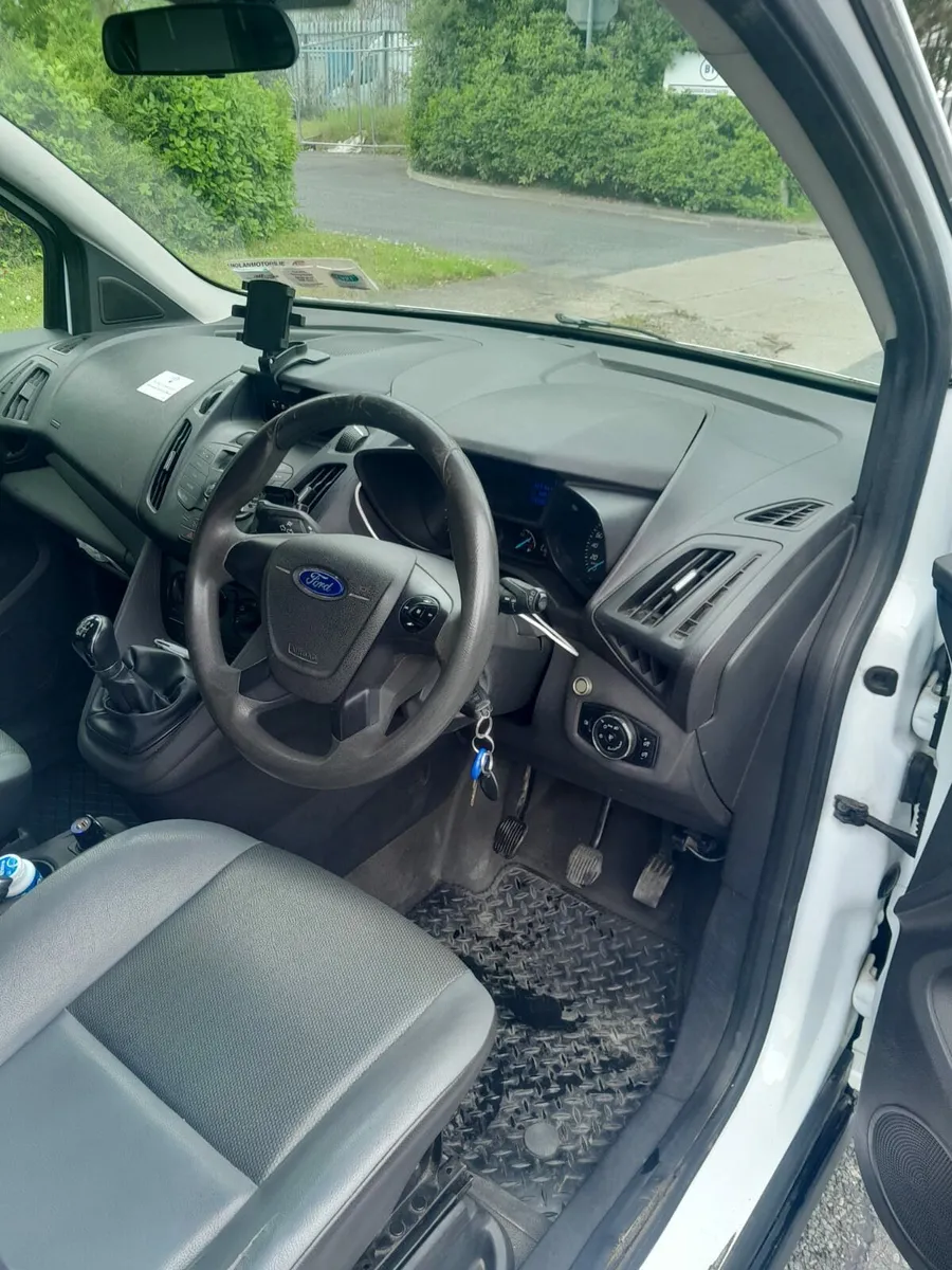 Ford transit connect - Image 4